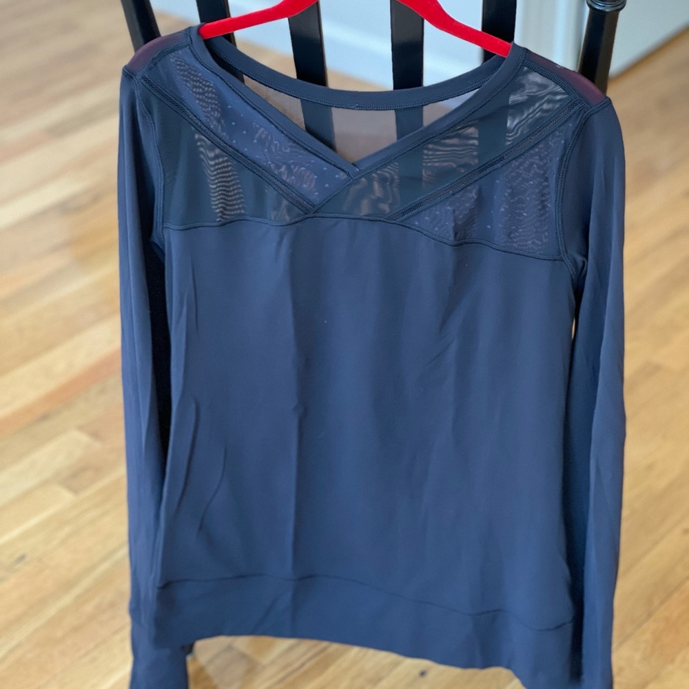 Lululemon long sleeve top